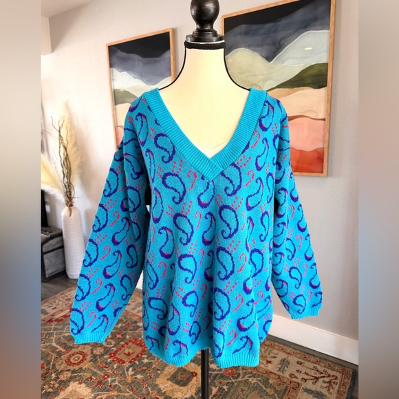 measure up Sweaters - Vintage 80s Vibrant Teal Paisley V-Neck Sweater
